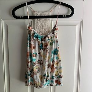 Body central tank top